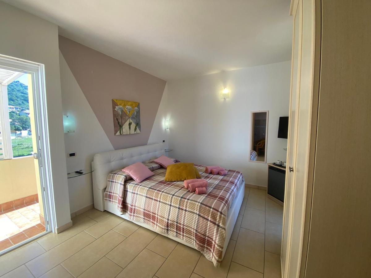 Lecallebed-Breakfast Chia Εξωτερικό φωτογραφία